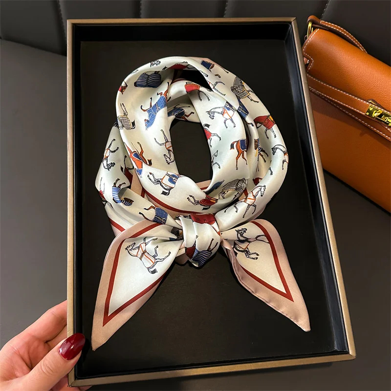 Women Bags Designer - Szalik damski z nowym wzorem konia