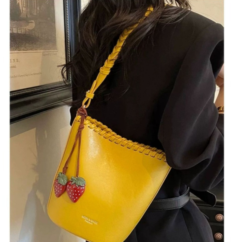 Popularna torebka typu bucket  – Women'S Bags New Look recenzja i cena